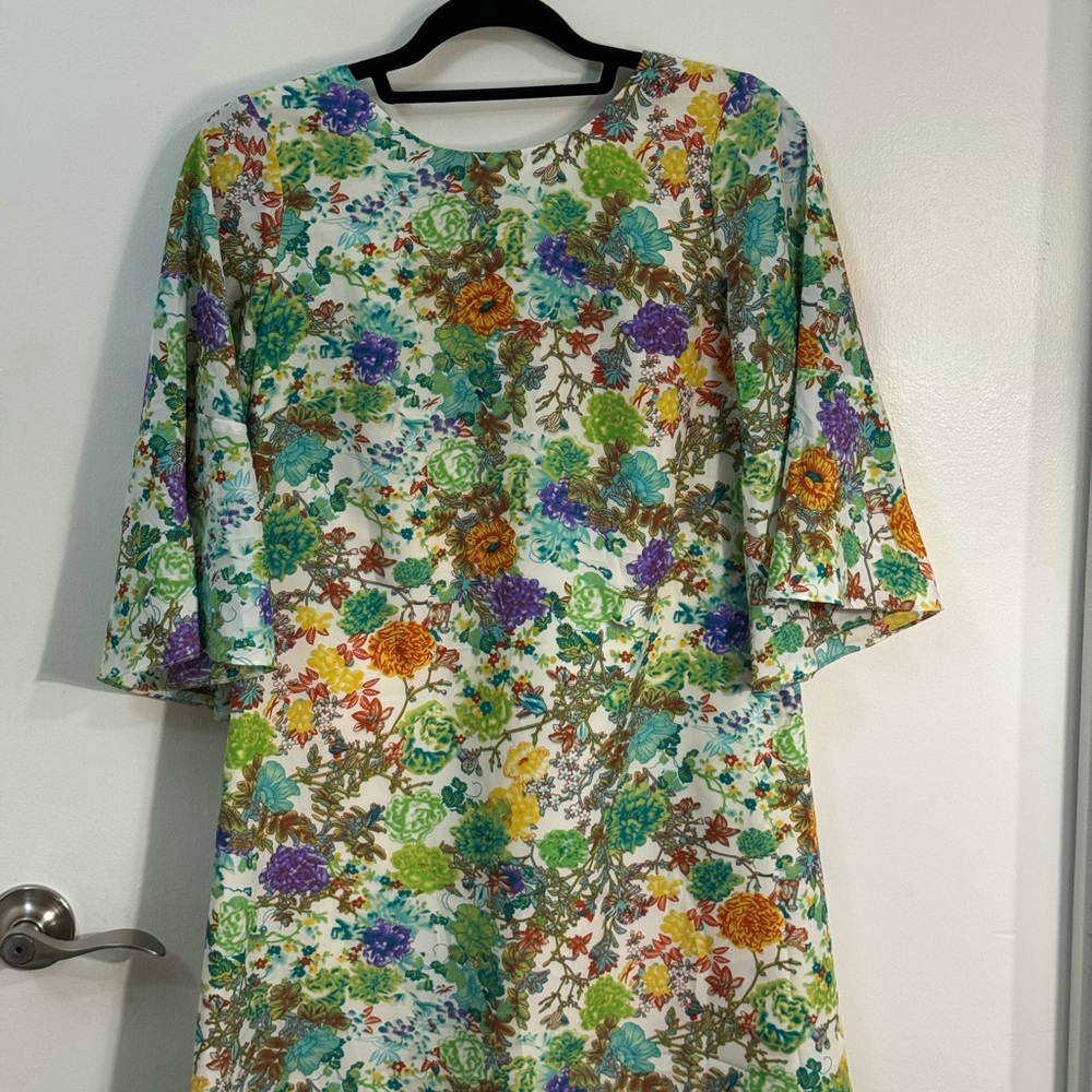 Green and Blue Sheath Dress with Bell Sleeves